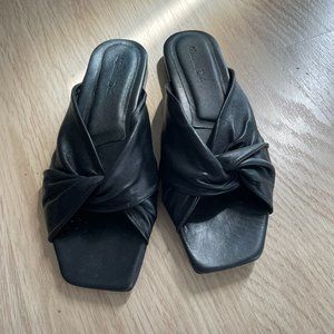 massimo dutti leather sandals size 38